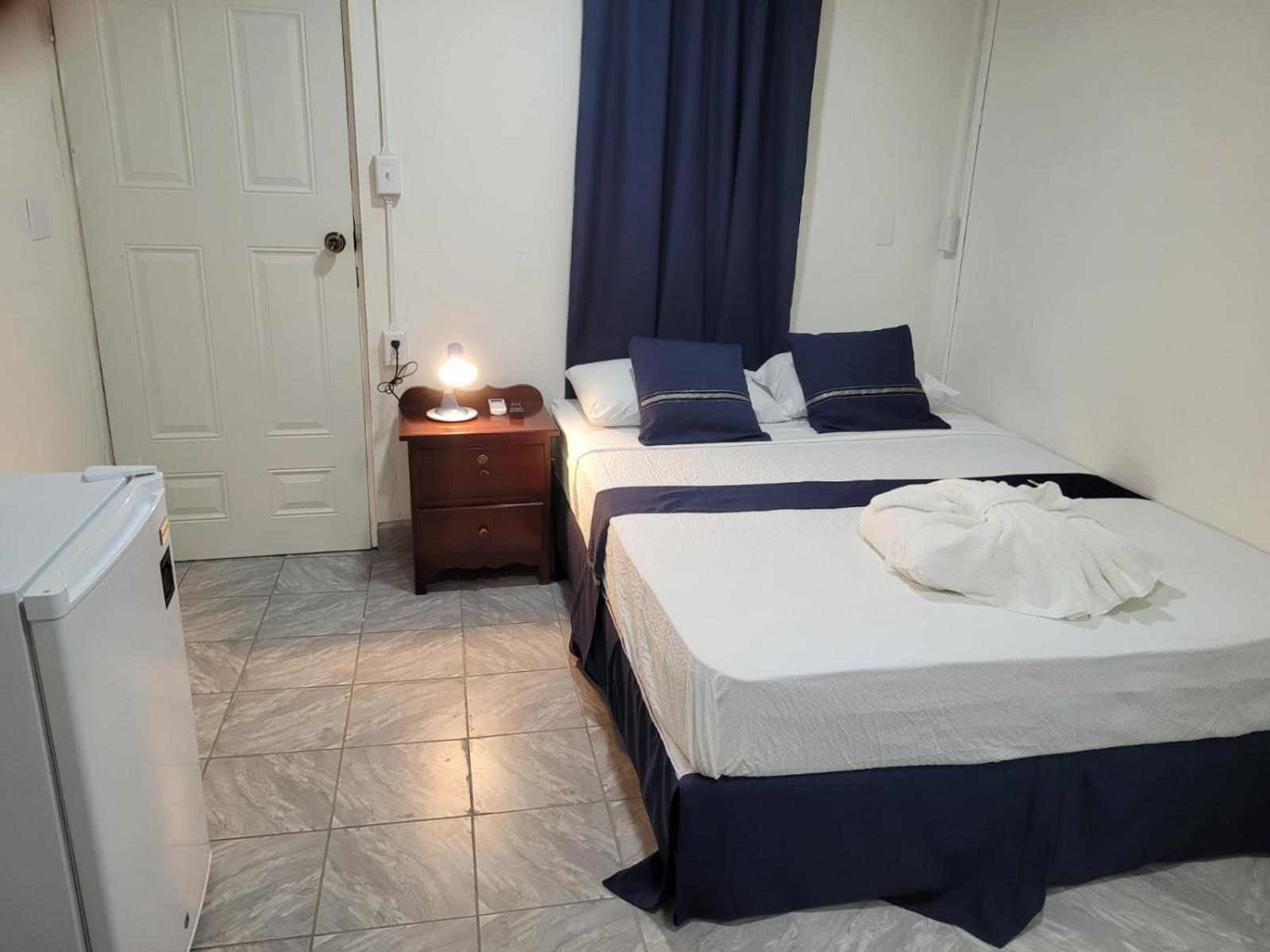 Saint Charles Inn, Belize Central America Punta Gorda Luaran gambar